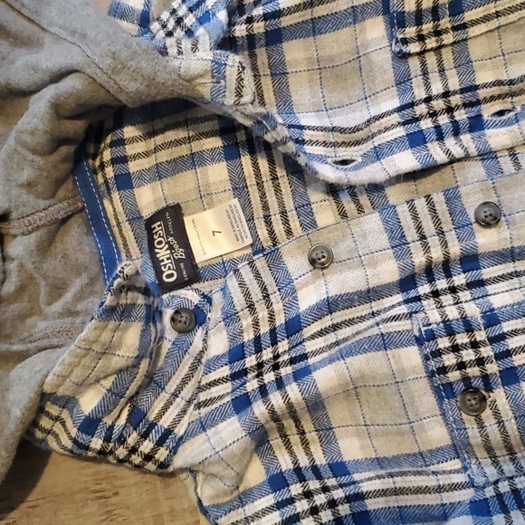 Oshkosh Hooded Flannel - Picture 2 of 3
